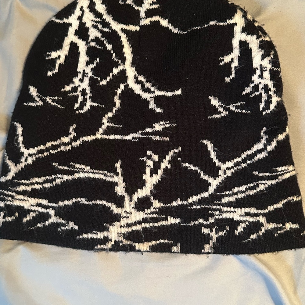 Black and White Lightning Patterned Beanie Unisex